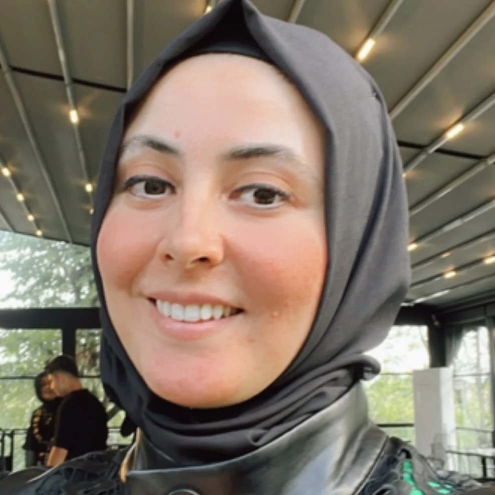 Azra Işık profil fotoğrafı