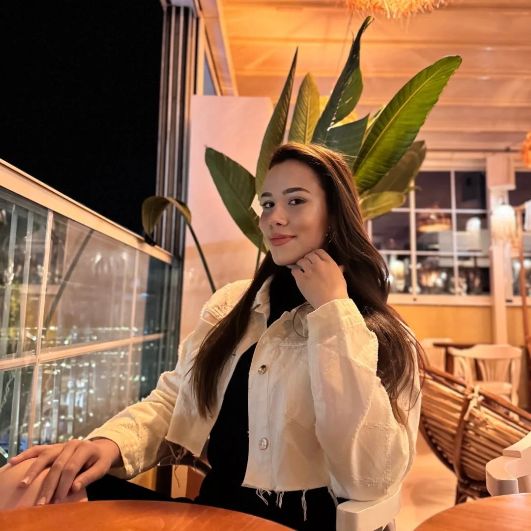 Eylül Dikmen profil fotoğrafı